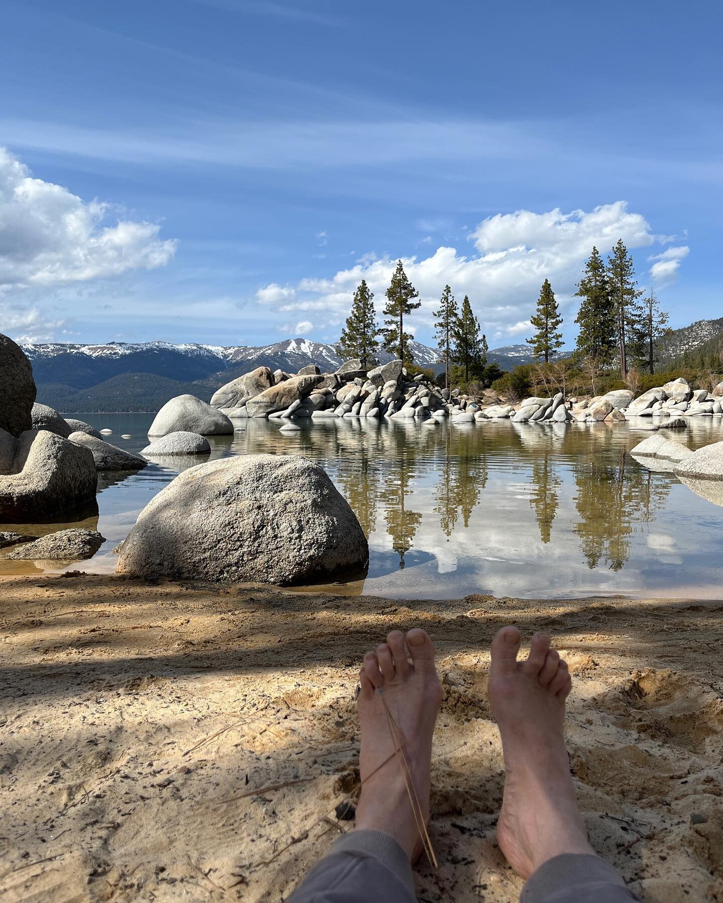 Barefoot on the beach. After a saunter along the shore of beautiful Lake Tahoe. And a bit of barefoot rock climbing. A picnic  reunion with longtime friends. Ahhhh! Refreshment for body and soul. #restisrecovery #workhardplayhard #watermagic #mountai